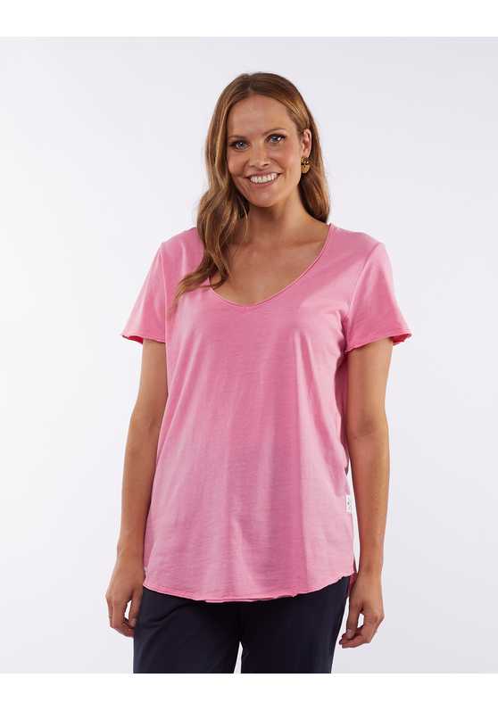 Elm Fundamental V Women's Tee