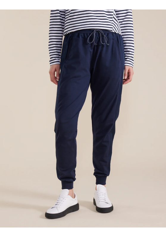 Relaxed Contrast Women's Jogger