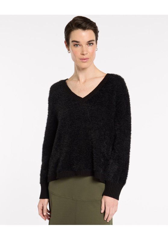 Marco Polo Fluffy V Neck Sweater