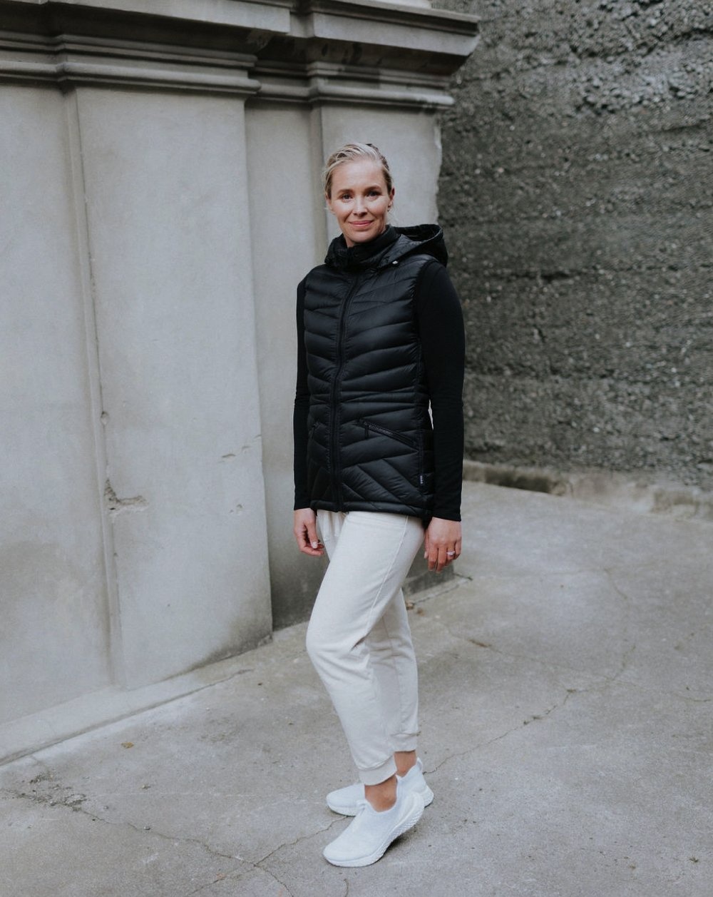 Moke Mary-Claire Women's 90/10 Packable Down Vest - Moke